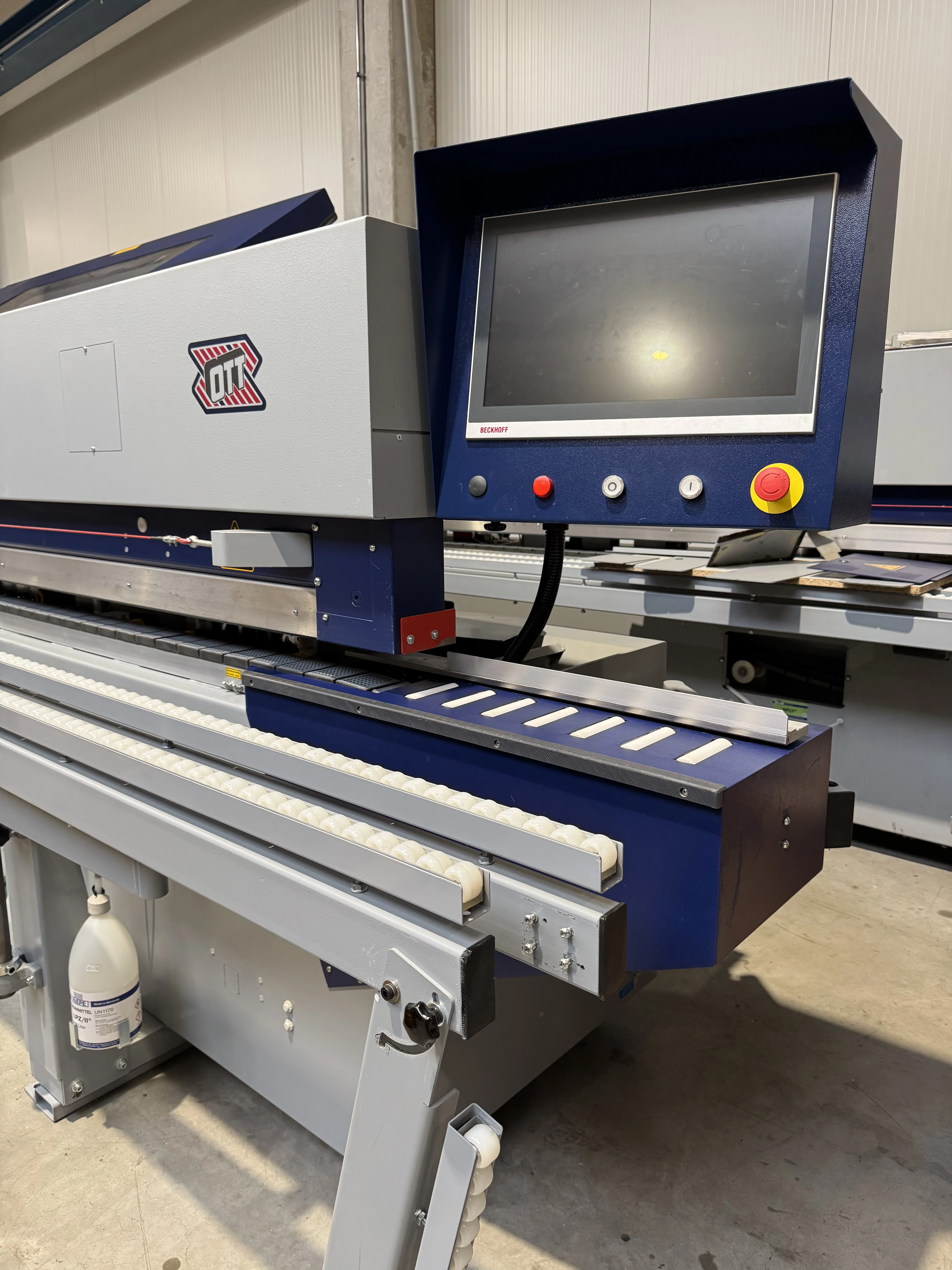 Ott Kantenanleimmaschine Tornado+